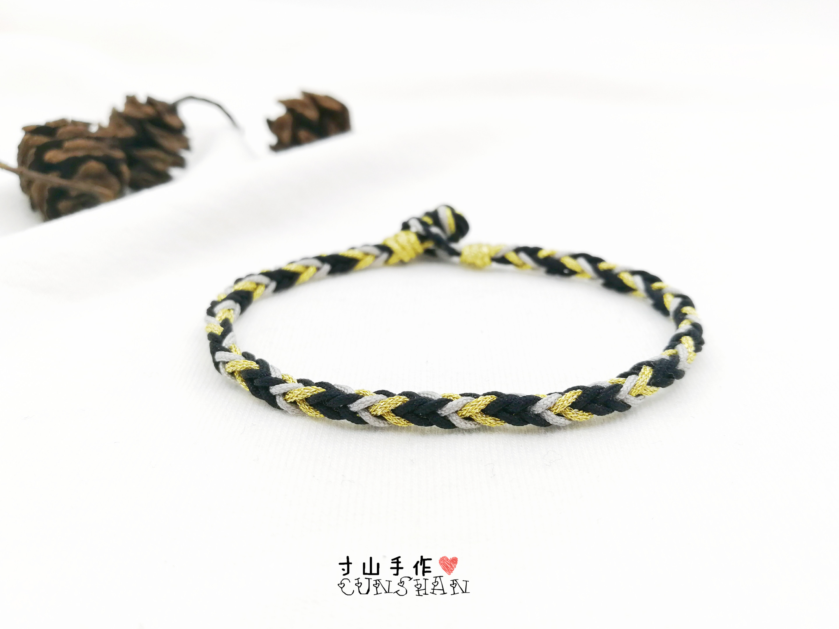 文玩手串的绳结怎么系,文玩手串绳子十字结打结方法