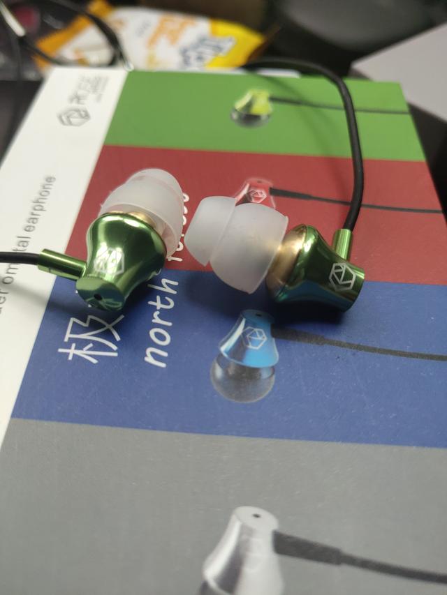 百元头戴式耳机横评,专业耳机推荐2021排行榜前十名