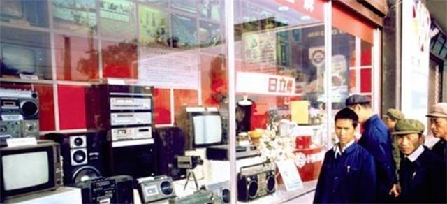 *镕基朱**“网开一面”，华日“起死回生”