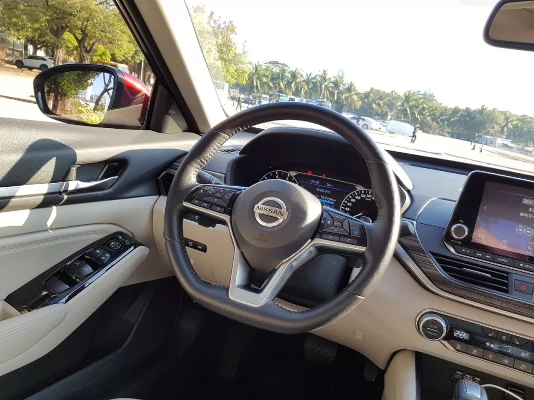 天籁2.0t252马力,一台天籁的成本造价