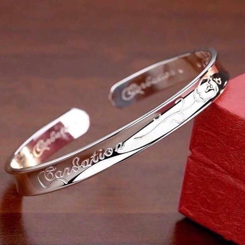 银饰变黑的原因,银饰变黑是什么原因引起的