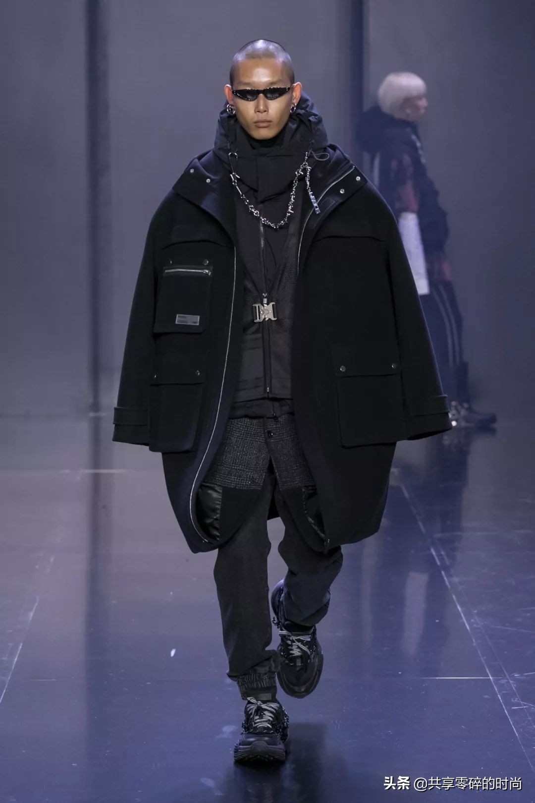 太平鸟夏装时尚穿搭,太平鸟秀场时装周2024秋冬