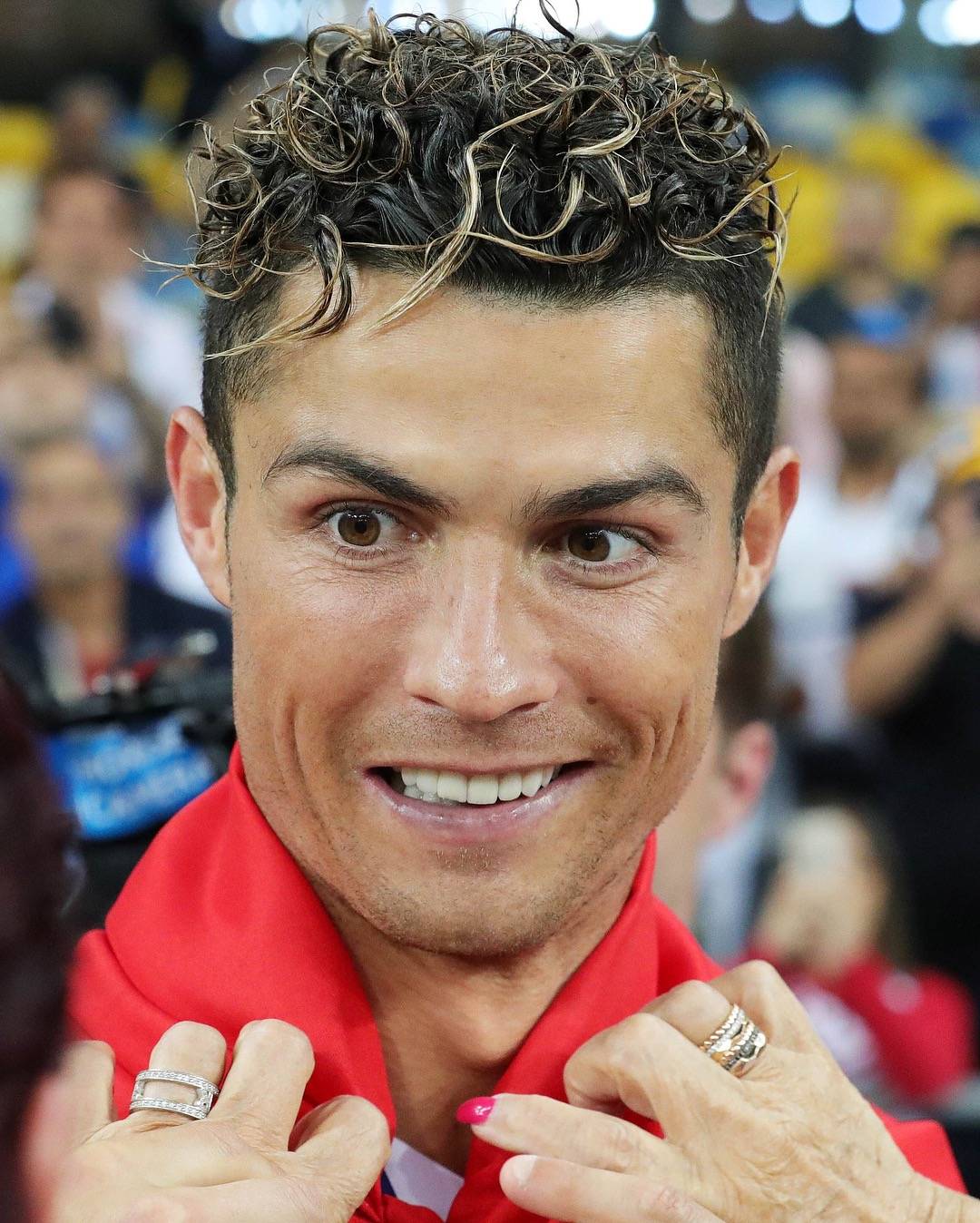 c罗招牌庆祝动作头像,高质量c罗微信头像