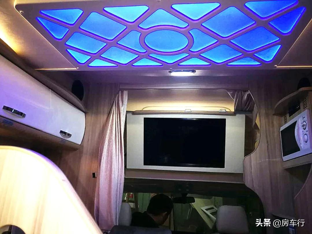 程力h500升顶露台房车官网,湖北程力房车30万元以下c型