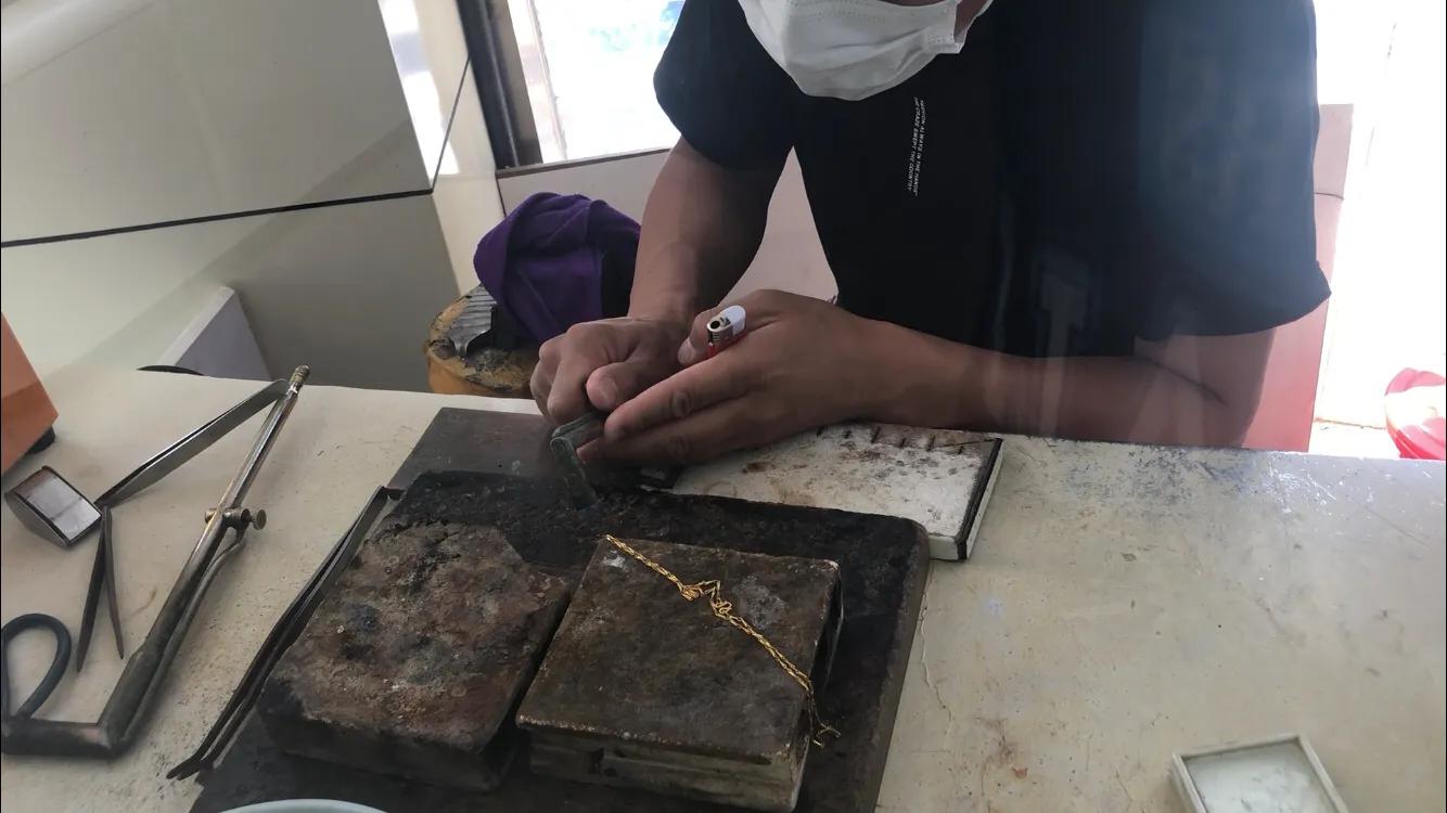 修项链断裂怎么修沈阳,断裂的金色项链