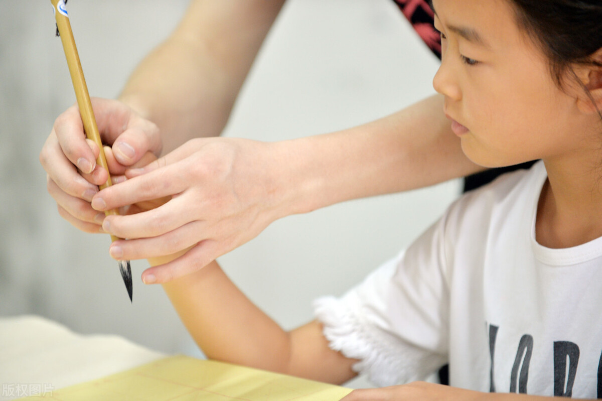 毛笔小楷书法教学入门,少儿毛笔书法基础知识教程