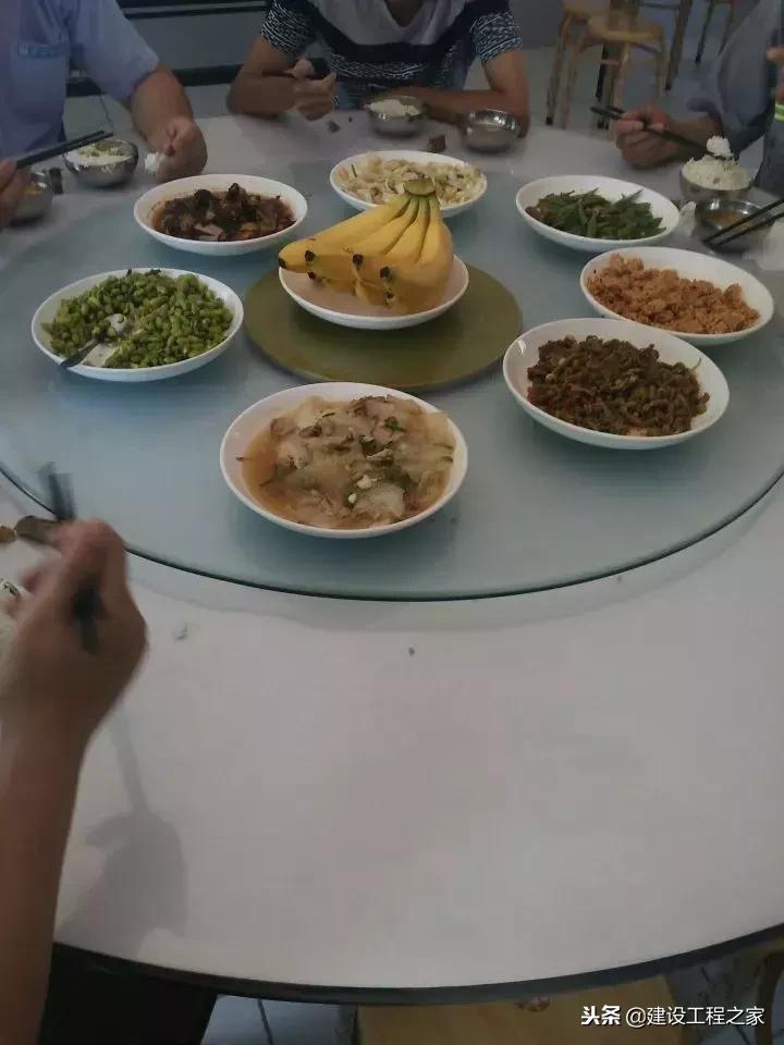 施工员在工地上做些什么工作,工地材料员真实生活