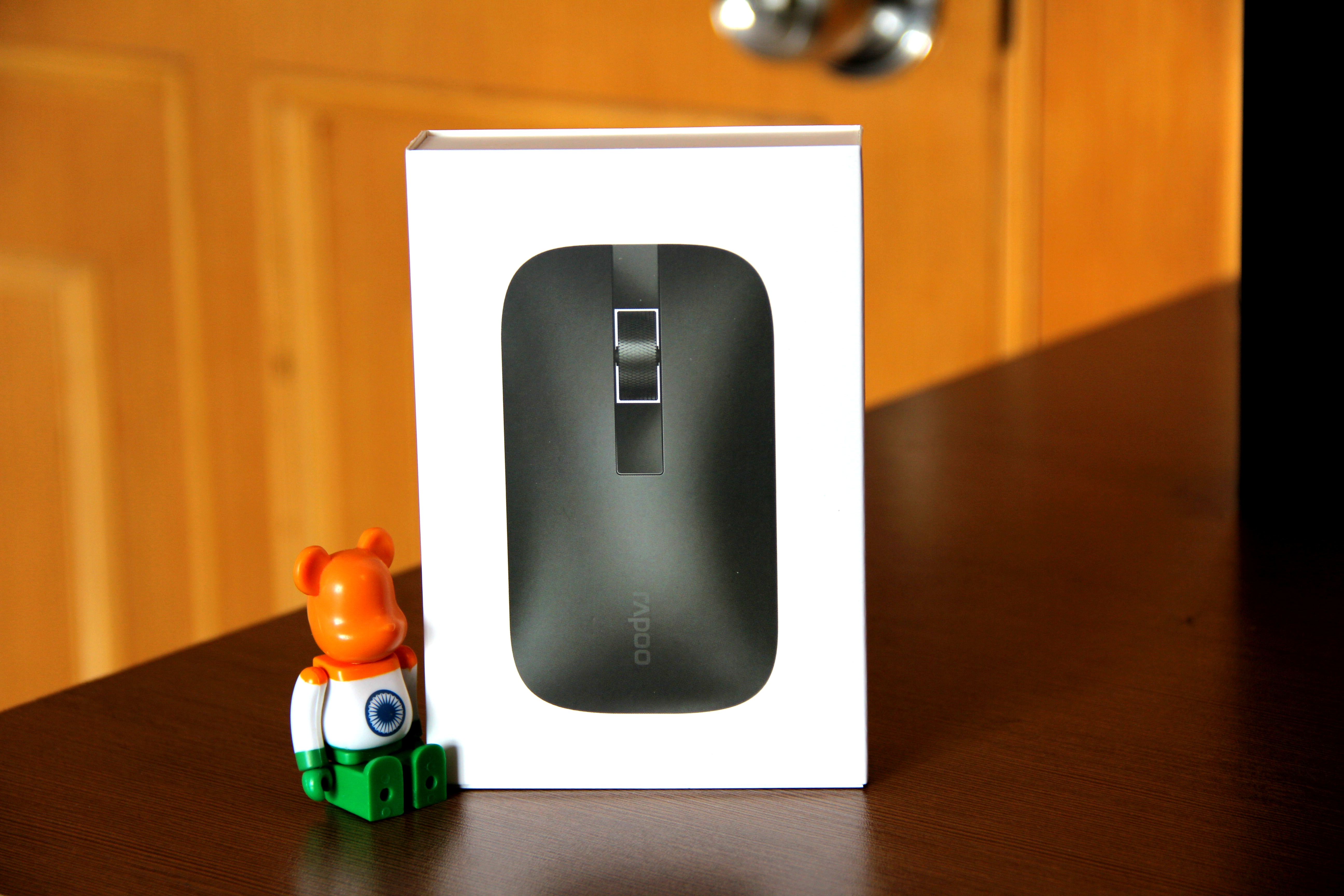 办公鼠标雷柏570,雷柏m550和m700哪个好