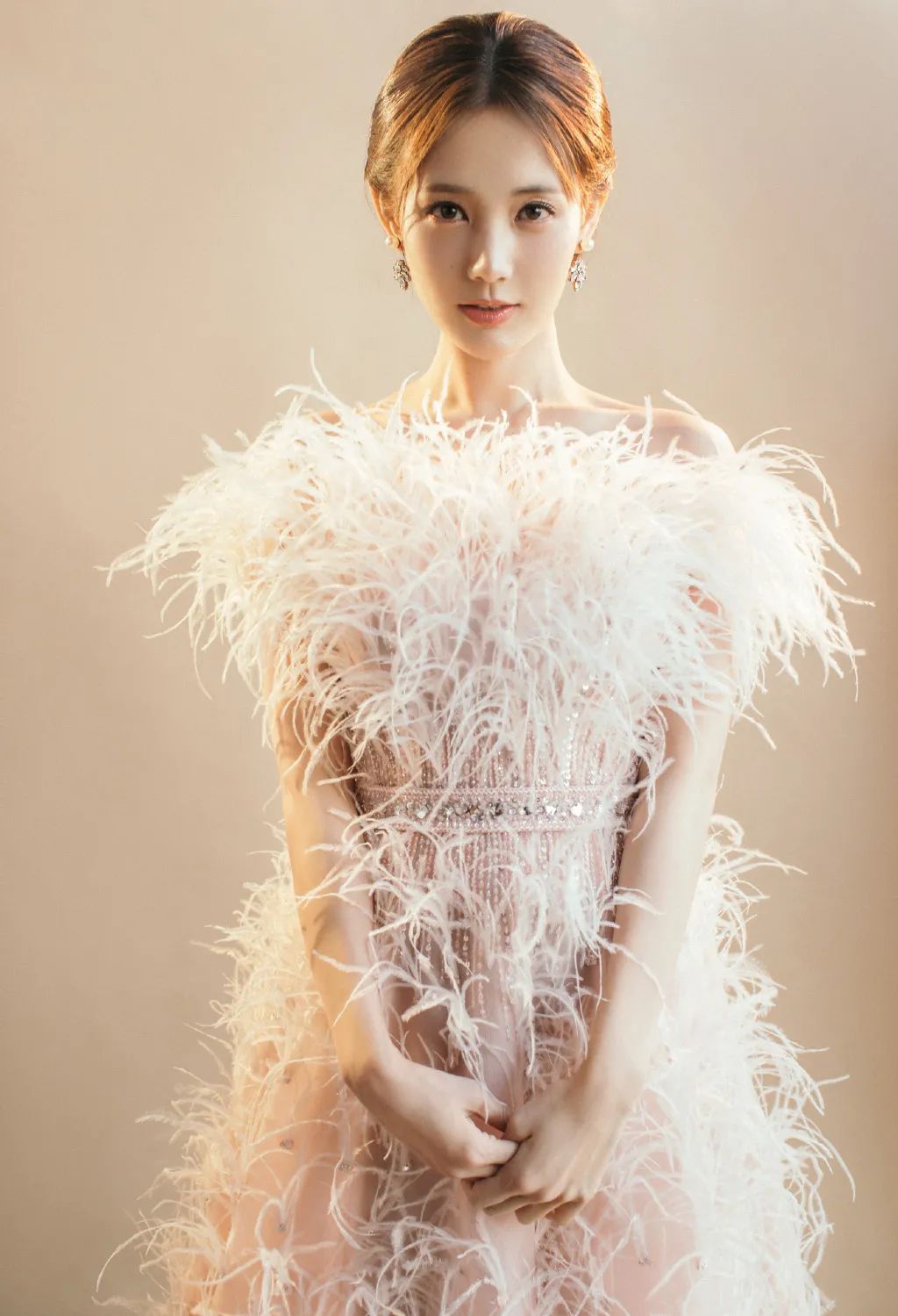 李一桐的空气感妆,李一桐妆感半妖倾城