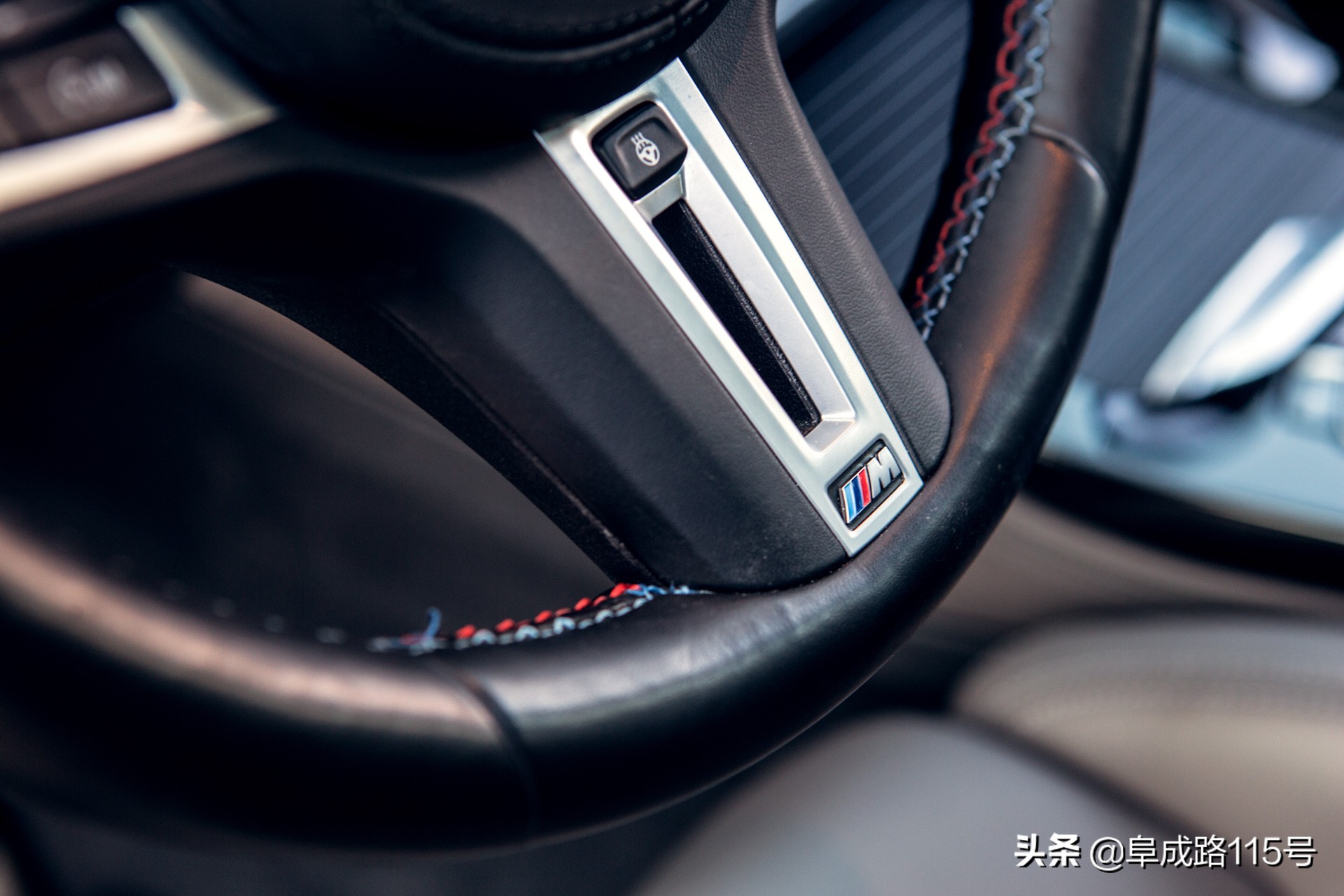 买发动机送车的是什么车,宝马x4m引擎