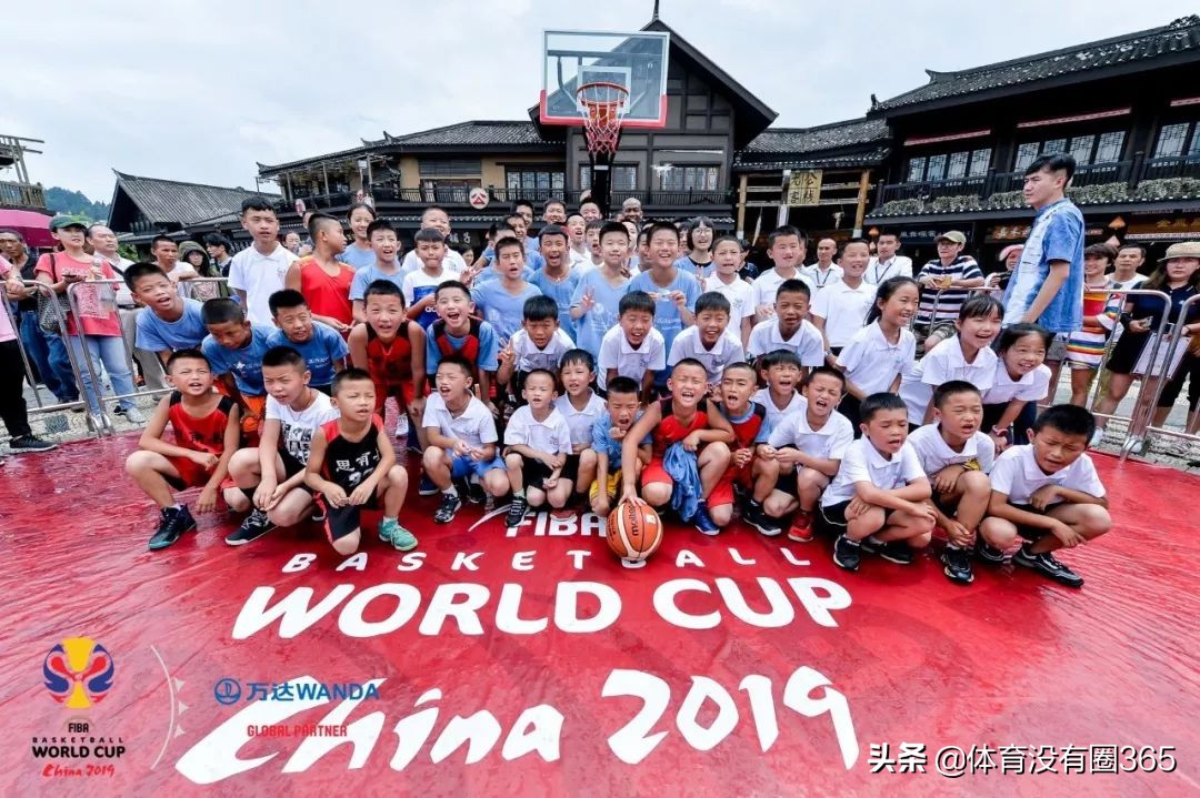 从马政委到马指导再到马镇长，马布里跑到贵州一个小镇当起了镇长