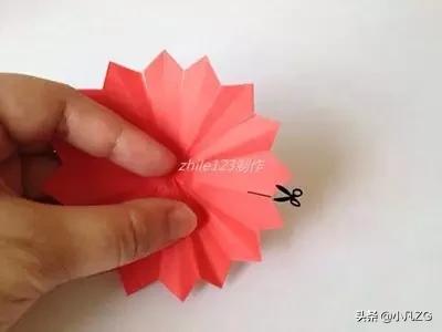 用卫生纸折康乃馨而且还不用铁丝,怎样折康乃馨最简单只需一张纸