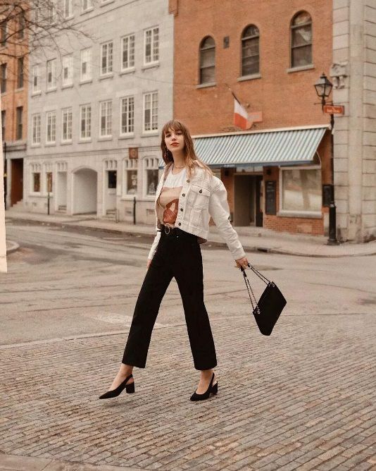 紧身回归，要瘦要美，“穿大不穿小”？适合才重要