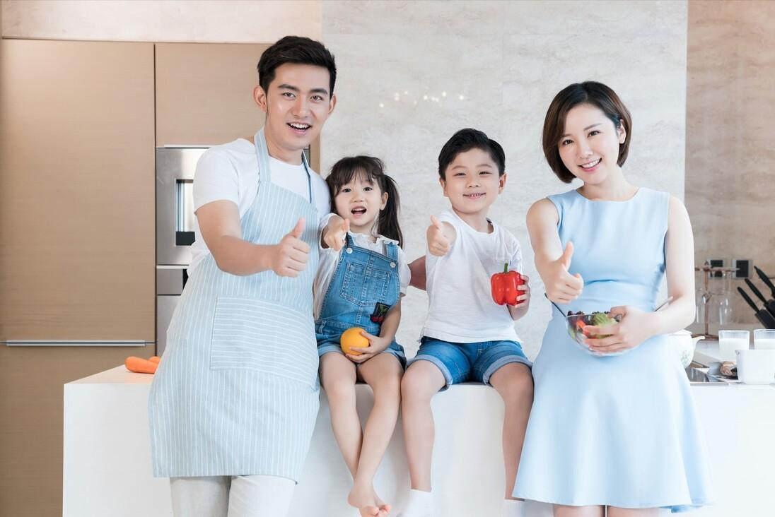 孩子说不想结婚生孩子,女孩子说还不想结婚我怎么回答呢