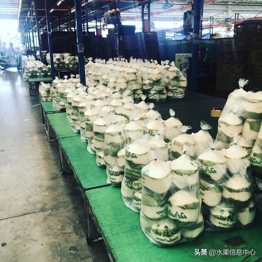 西双版纳水果市场榴莲 (上海亚洲最大的水果批发市场榴莲)