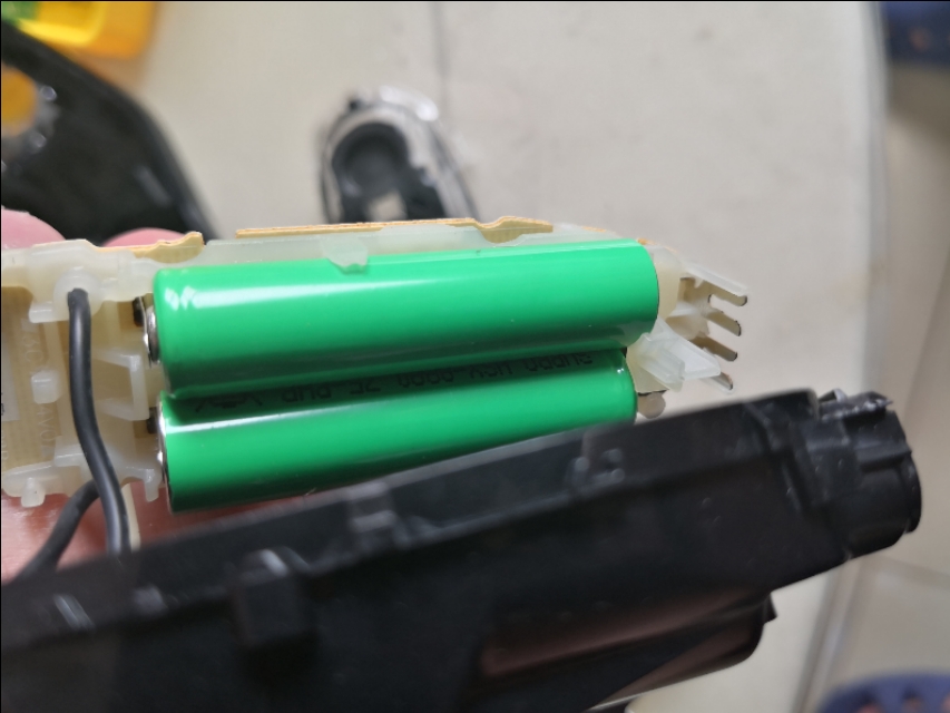 飞利浦剃须刀s5000系列怎么样拆卸,飞利浦电动剃须刀s5000型充不上电