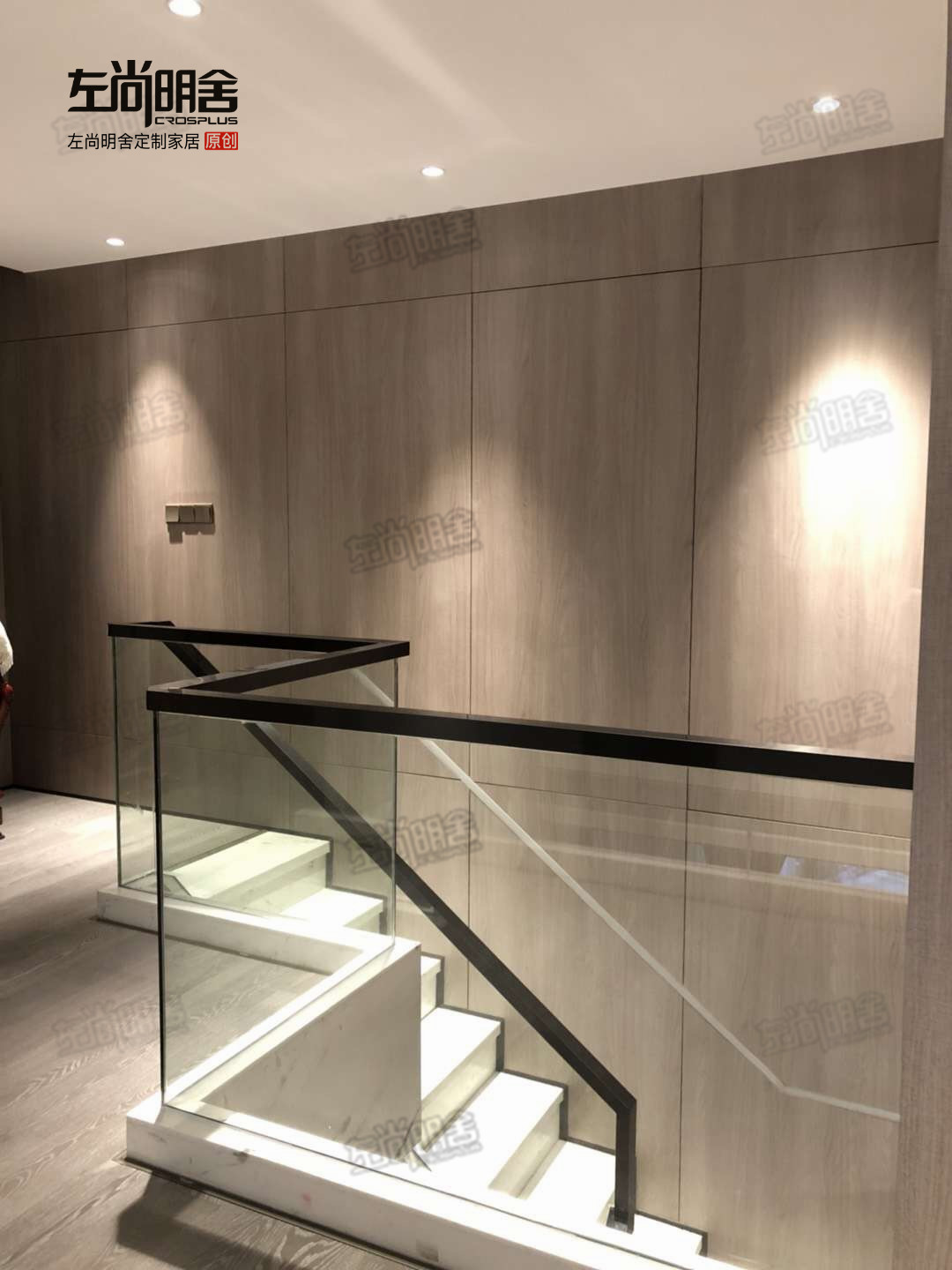 同事总是学我模仿我怎么办,同事总是模仿我穿衣打扮