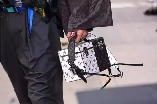 男士潮流包包助你玩转时尚,适合出街的男士包包