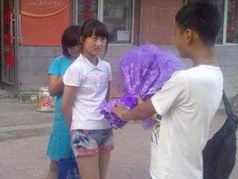 为什么家长们总认为早恋是不对的,面对孩子早恋你们是怎么解决的