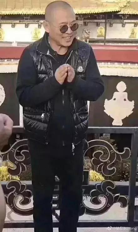 李连杰衰老像80岁老人,李连杰八十岁老态