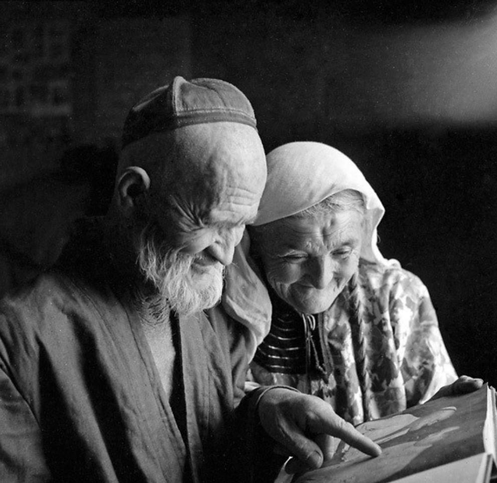 1956年，那位骑着毛驴去北京见毛主席的*疆新**老农，最后见到了吗？