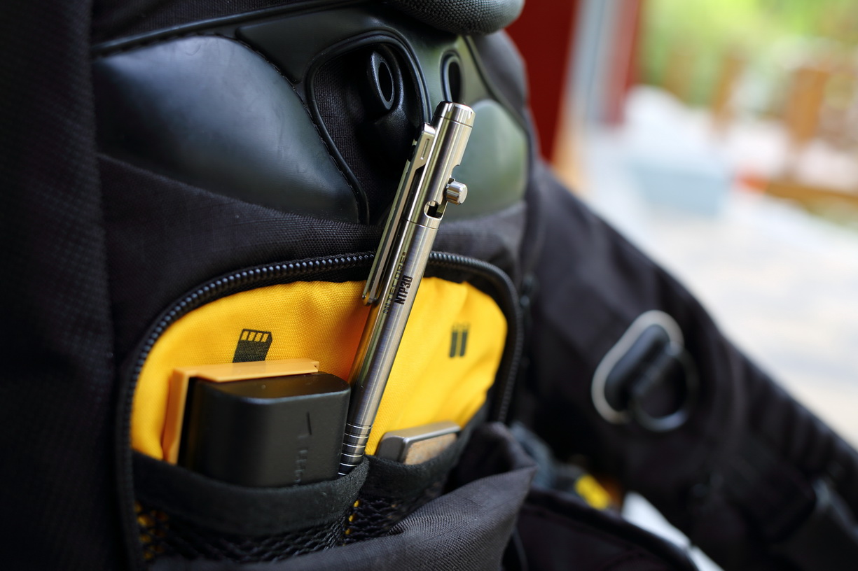 nitecore全系列评测,钛合金战术笔ntp30