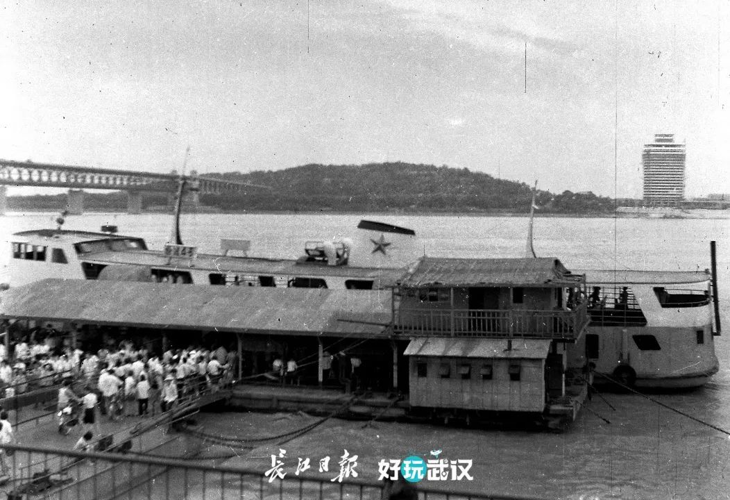 武汉70周年的变化发展,湖北武汉70年荆楚巨变