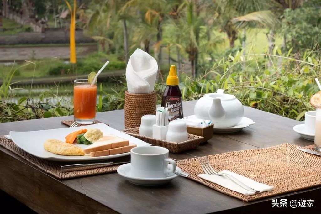 巴厘岛1000元酒店推荐,巴厘岛十大酒店顶奢