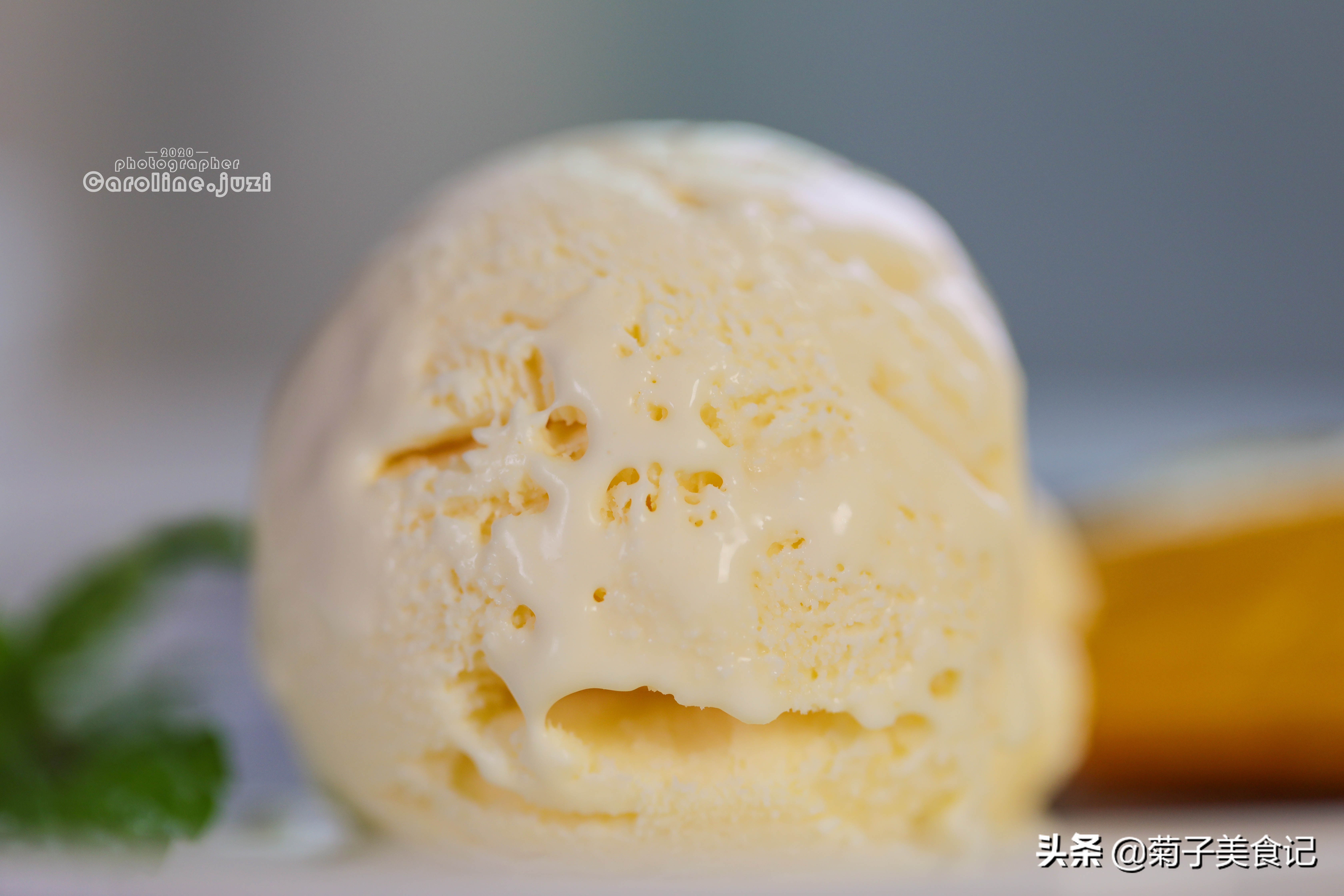 网红甜品入口即化椰蓉小方,入口即化的甜品烤的