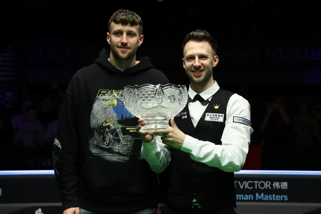 夜店小王子就不是好学生?特鲁姆普:火箭巫师的毕生绝学我都要