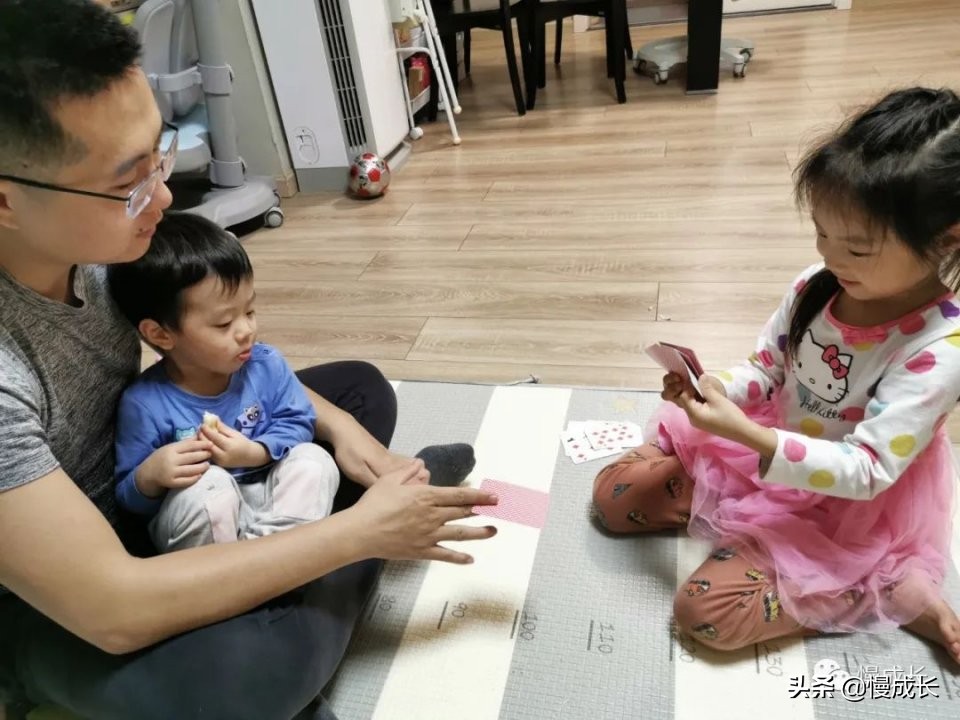 一副扑克牌早教,扑克牌的早教玩法