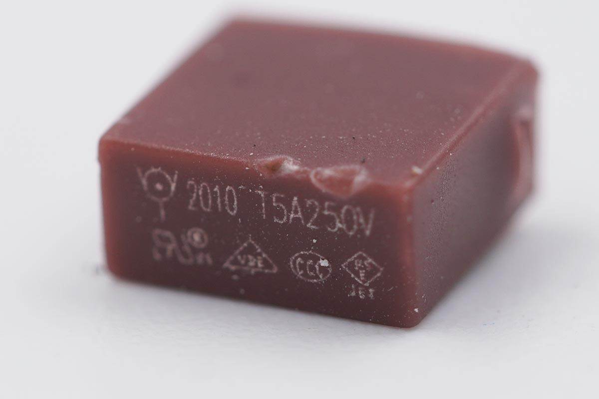 绿联45w双口快充拆解,绿联20瓦双口快充拆解