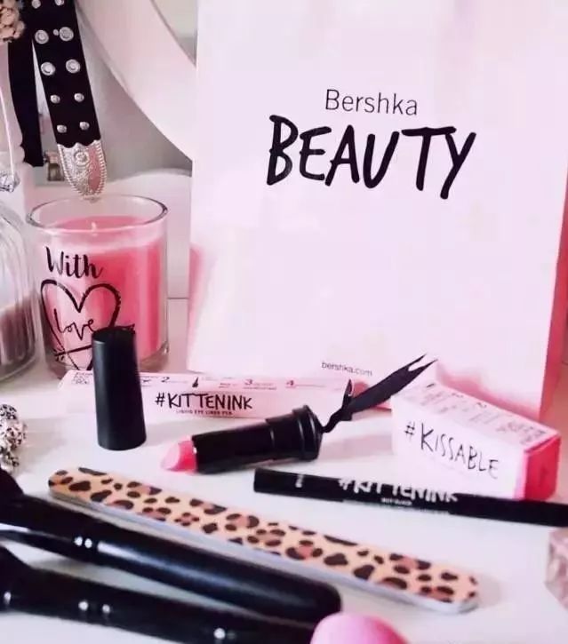 现在彩妆流行趋势图表,zara新款2023彩妆