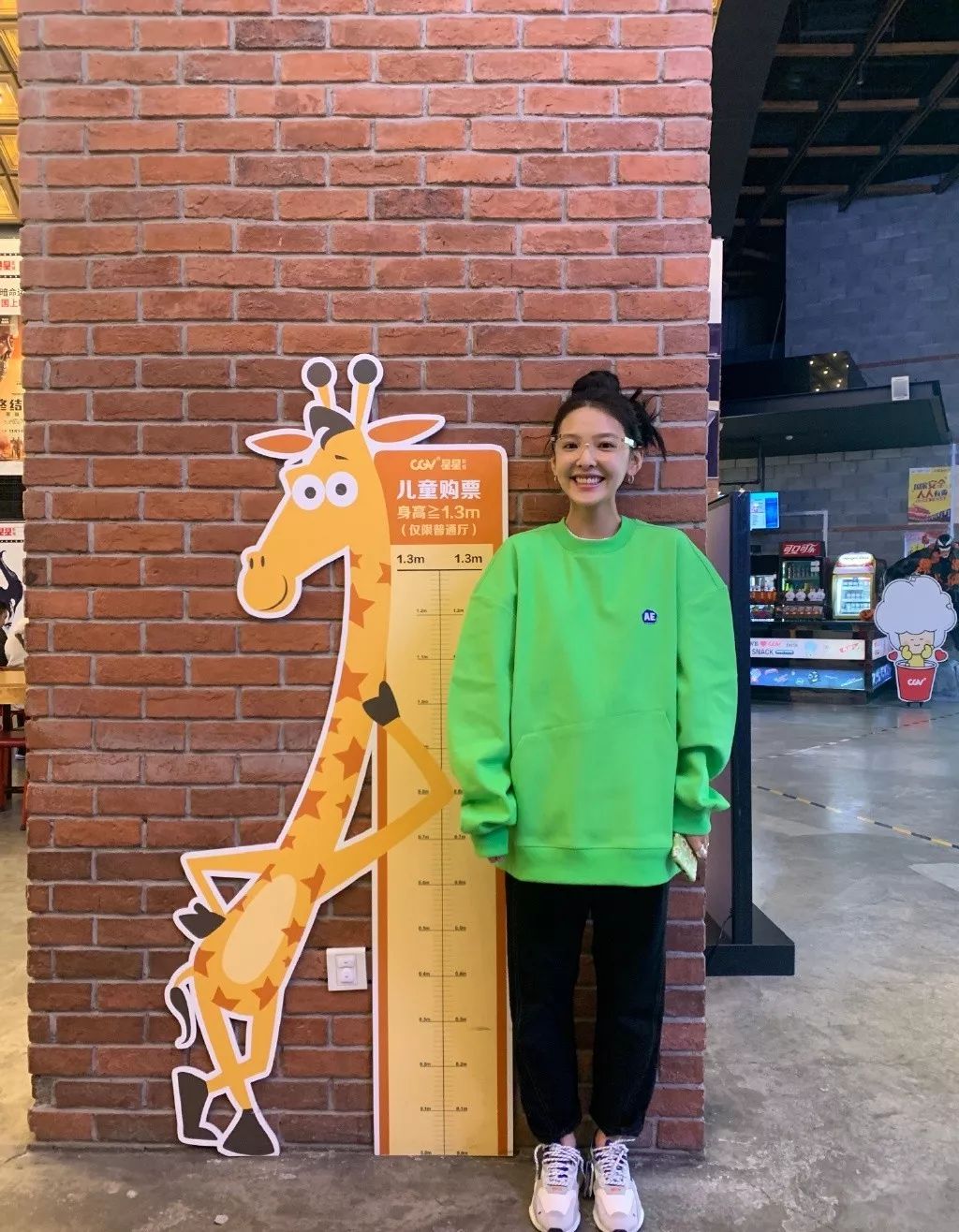 今年女明星穿的是什么衣服,今年女明星流行衣服