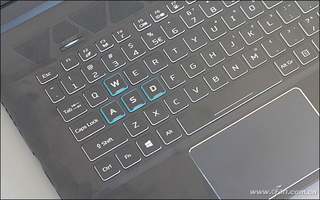 宏碁掠夺者4050游戏本3a测评,宏碁掠夺者刀锋x4090评测