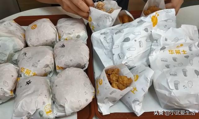 买遍华莱士,华莱士炸鸡汉堡多少钱一份