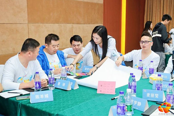广州某婴幼儿用品特邀董波浪讲授《赋能卓越团队凝聚力特训营》