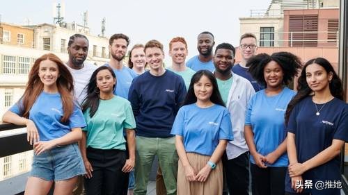 英国首相布莱尔的3岁儿子,英国唐宁街10号首相府