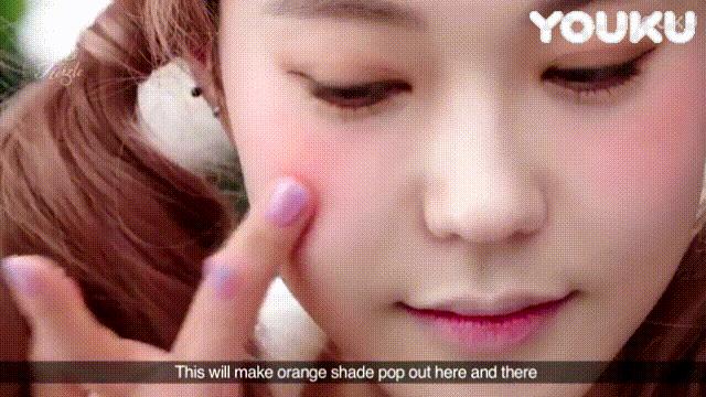 三岁的哪吒小爷有多潮？眼线腮红丸子头