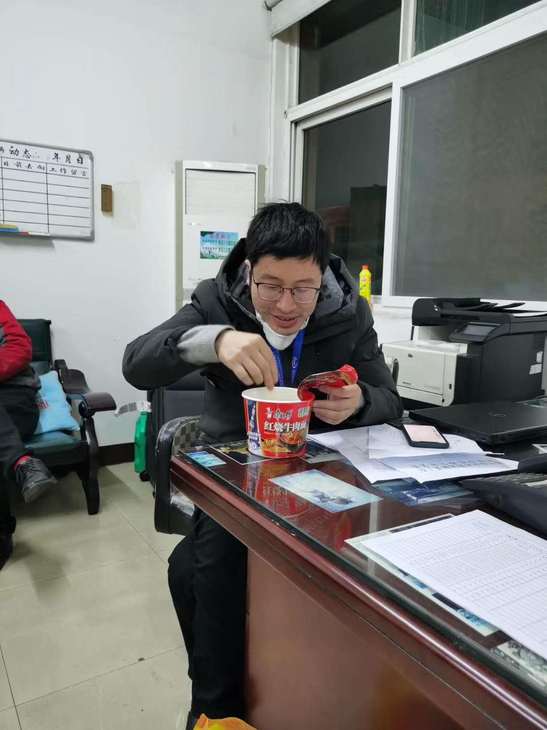 抗疫医护人员最可爱,抗疫路上最可爱的人