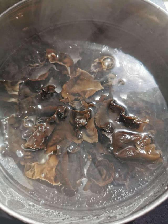 天热，这种“天热*眠药安**”隔天吃一点，晚上睡觉无梦不出汗！