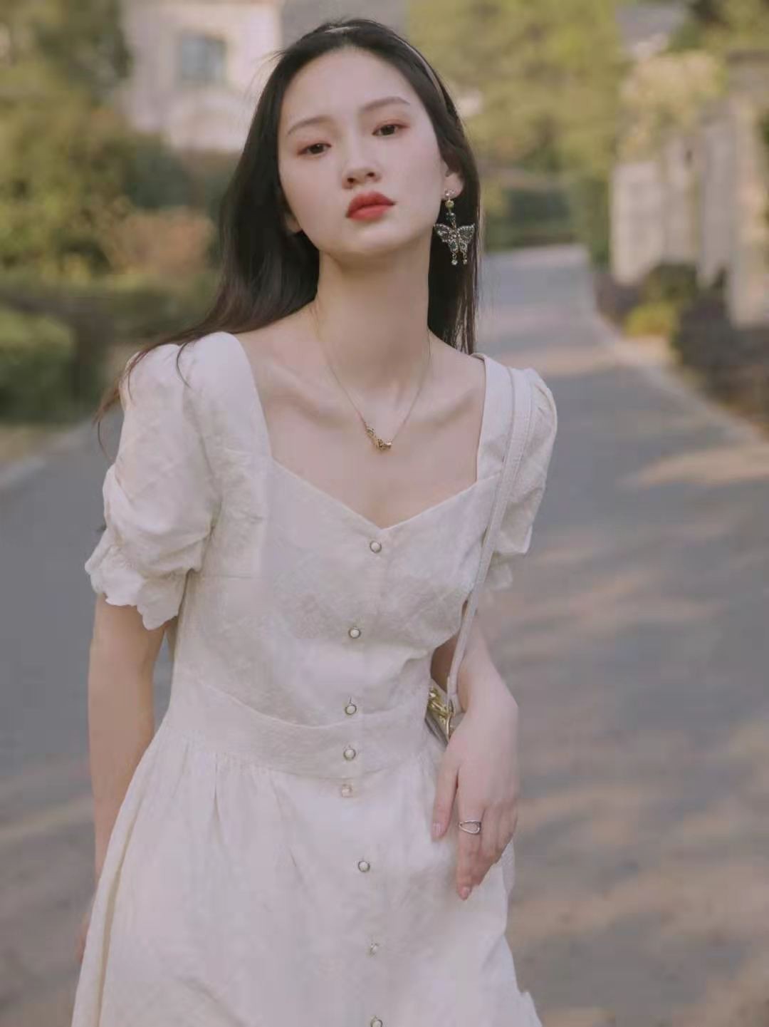 微胖女生适合穿什么样的裙子显瘦,微胖女生穿搭身高160cm120斤显瘦