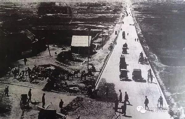 南京相隔百年的照片,南京城景对比图