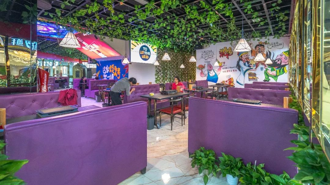 杭州涌金广场多次转型，联手近江海鲜城满血复活，杭州吃货必打卡