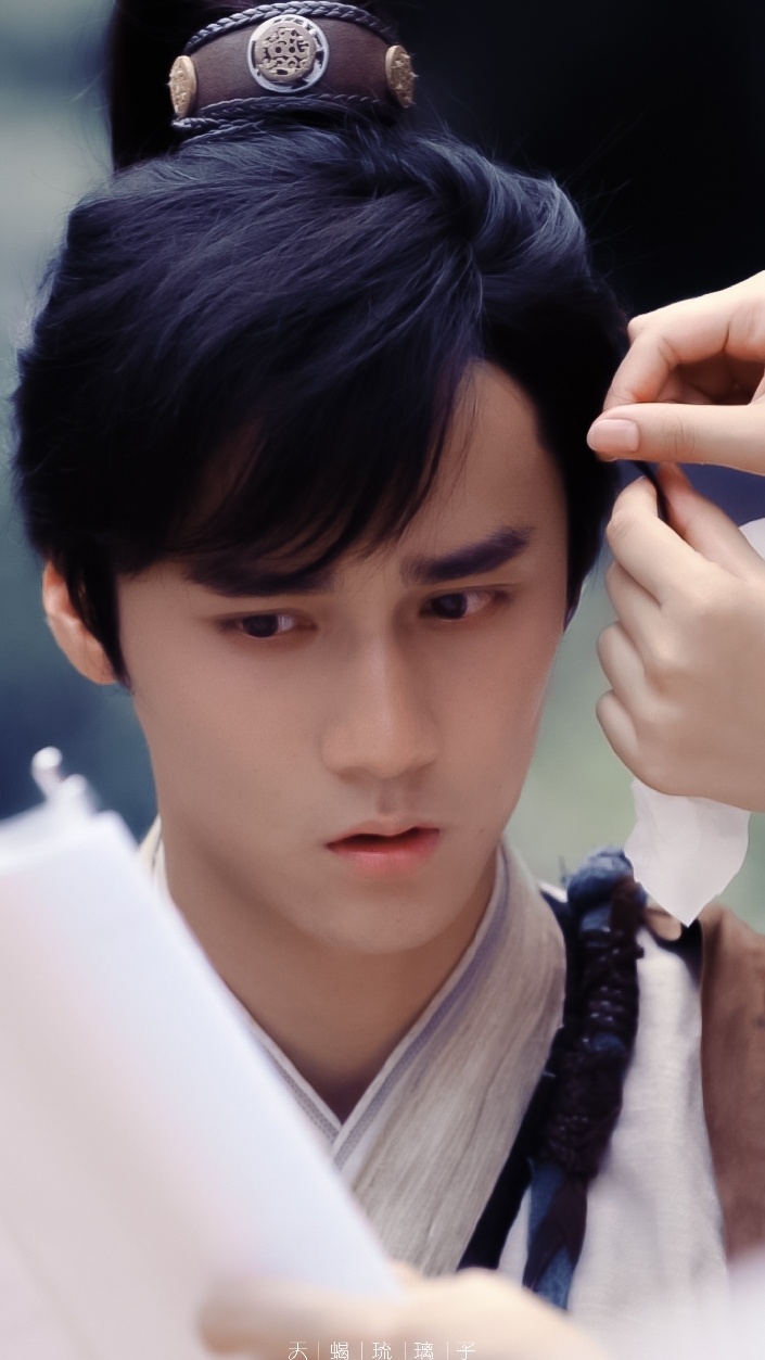 胡歌轩辕剑之天之痕访谈刘诗诗,轩辕剑之天之痕胡歌饰演多少个角色