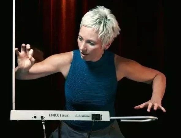 奥斯卡电影寄生虫观后感,寄生虫符合奥斯卡最佳影片