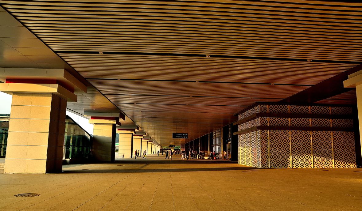 世界里程最长的高铁,中国运行里程最长的高铁列车