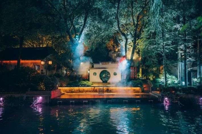 来看看乌镇的夜晚,南浔古镇白天和夜晚不一样的美