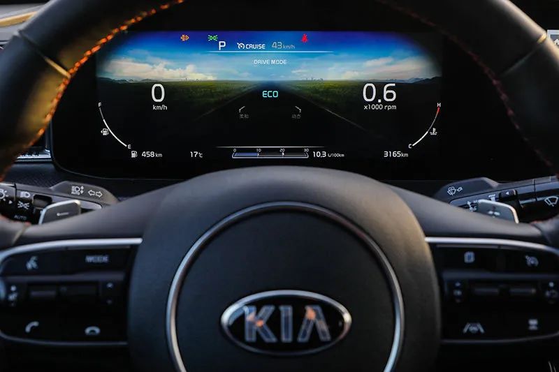 试驾起亚凯酷2.0t,悦达起亚凯酷测评