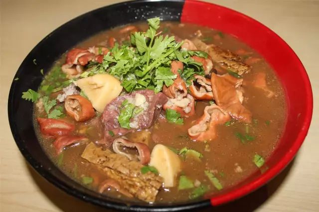 北京小肠陈卤煮哪家最正宗,北京排名第一的卤煮地址